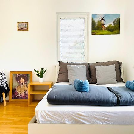 Karlsrooms Wenen Buitenkant foto
